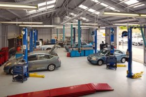 What to see in a car workshop