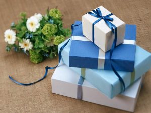 Be Aware of These Things When Buying Gifts Online